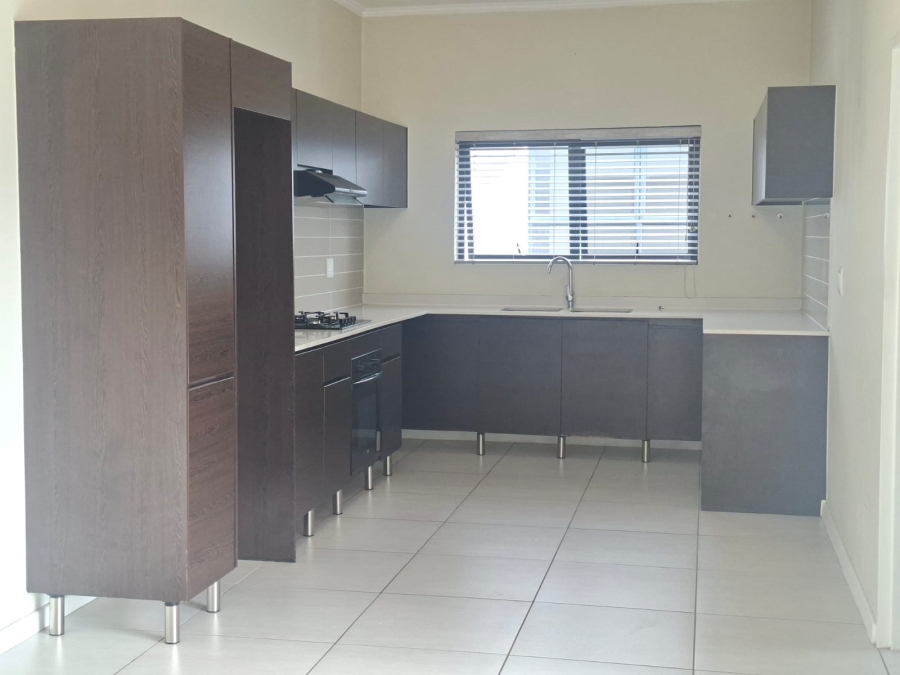 1 Bedroom Property for Sale in Greenstone Ridge Gauteng