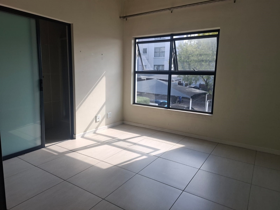 1 Bedroom Property for Sale in Greenstone Ridge Gauteng