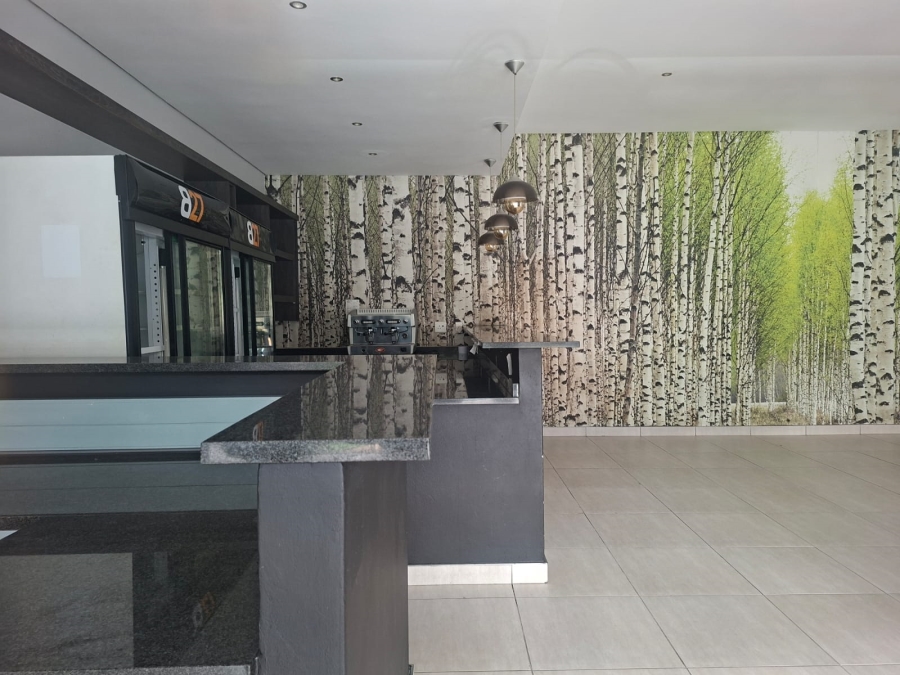1 Bedroom Property for Sale in Greenstone Ridge Gauteng