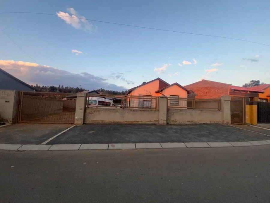 2 Bedroom Property for Sale in Kagiso Gauteng