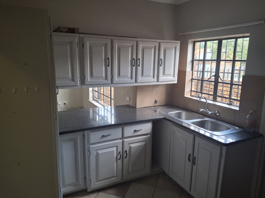 3 Bedroom Property for Sale in Garsfontein Gauteng