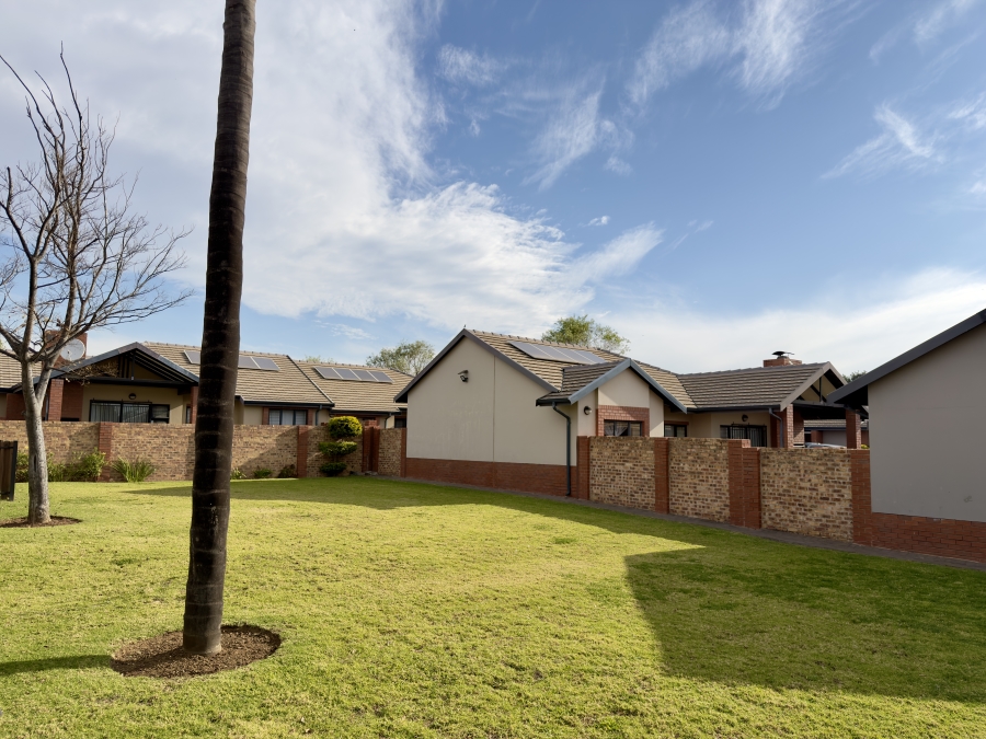 3 Bedroom Property for Sale in Equestria Gauteng