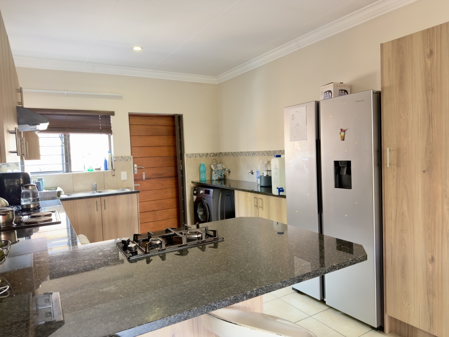 3 Bedroom Property for Sale in Equestria Gauteng