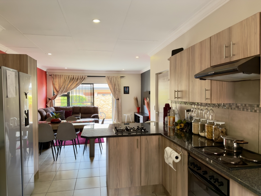 3 Bedroom Property for Sale in Equestria Gauteng