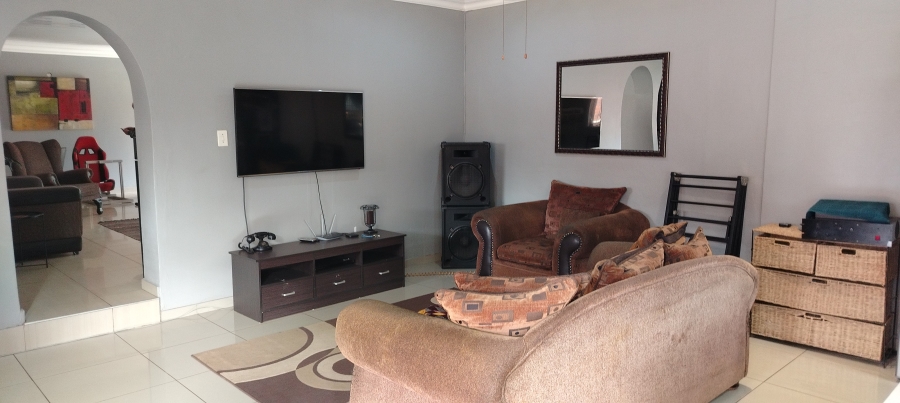 To Let 4 Bedroom Property for Rent in Northmead Gauteng