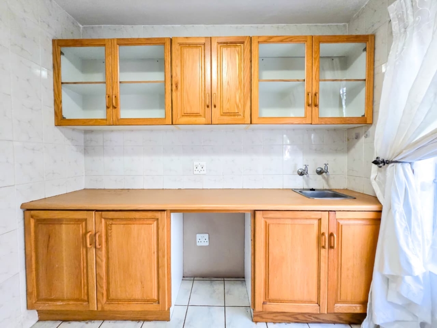 1 Bedroom Property for Sale in Florauna Gauteng