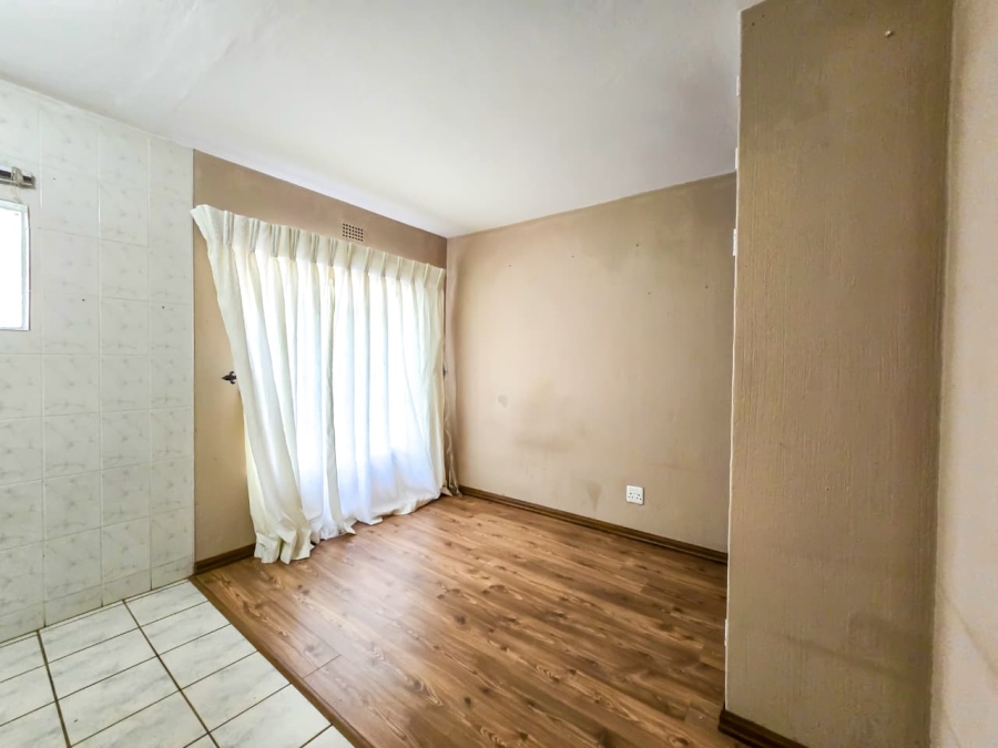 1 Bedroom Property for Sale in Florauna Gauteng