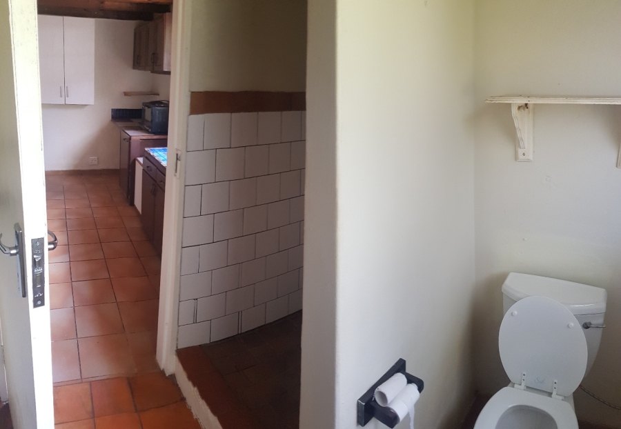 To Let 2 Bedroom Property for Rent in Waverley Gauteng