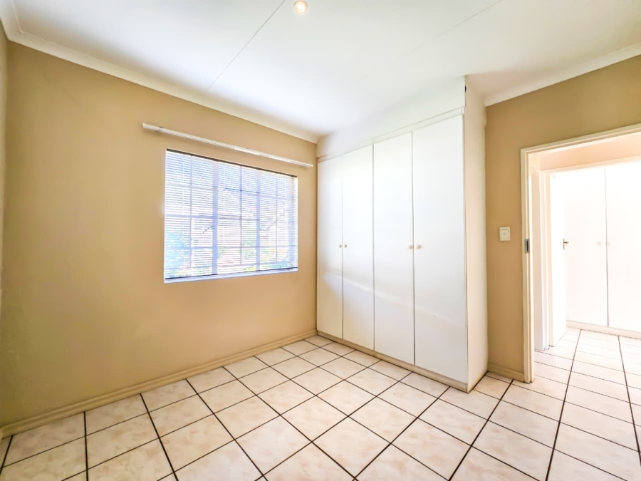 2 Bedroom Property for Sale in Ninapark Gauteng
