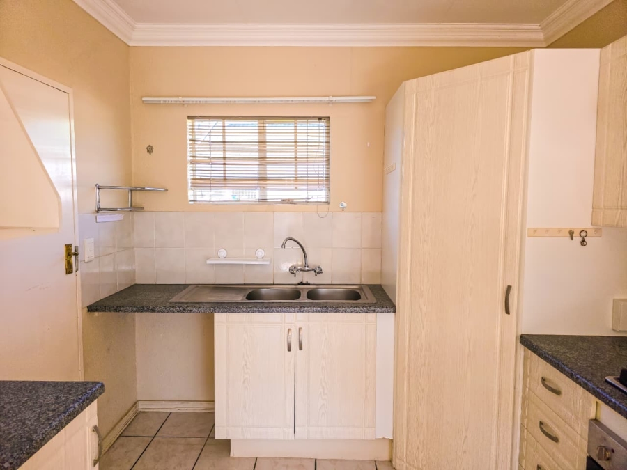 2 Bedroom Property for Sale in Ninapark Gauteng