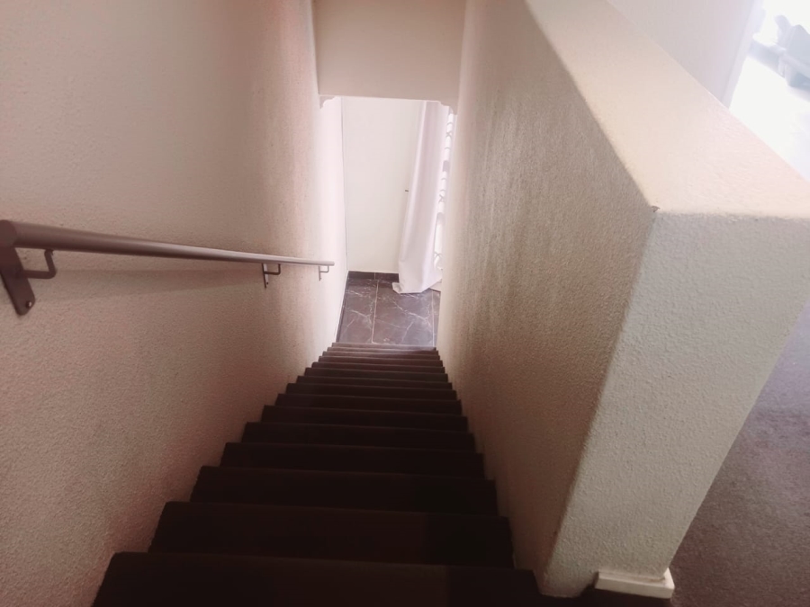 2 Bedroom Property for Sale in Blackheath Gauteng