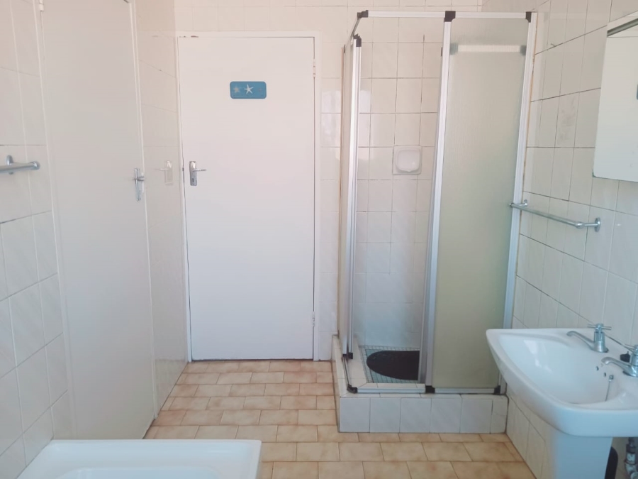 2 Bedroom Property for Sale in Blackheath Gauteng