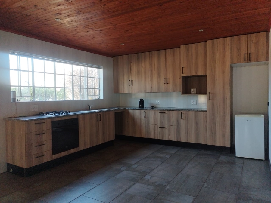 To Let 2 Bedroom Property for Rent in Hartbeesfontein AH Gauteng
