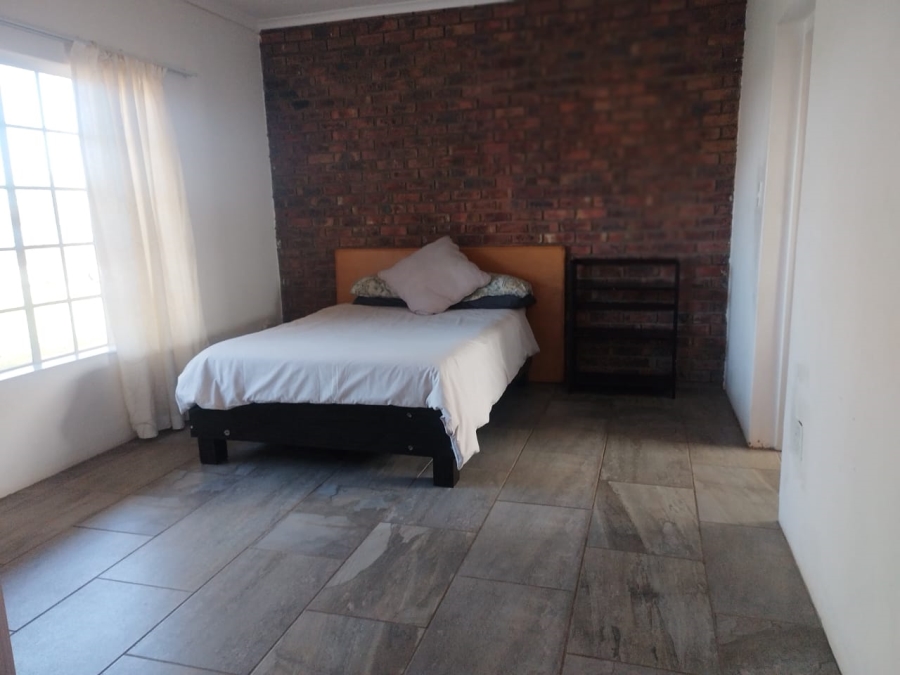 To Let 2 Bedroom Property for Rent in Hartbeesfontein AH Gauteng