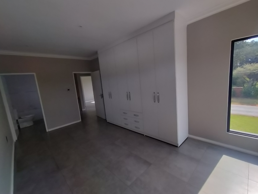 4 Bedroom Property for Sale in Eldorette Gauteng