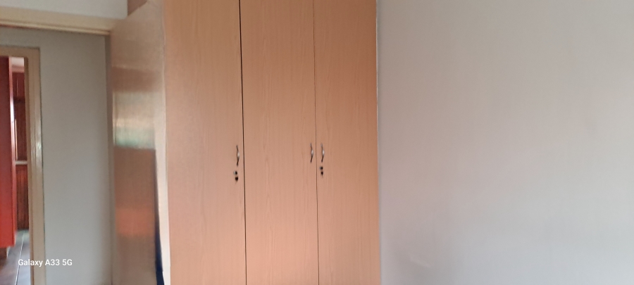 4 Bedroom Property for Sale in Lodeyko Gauteng