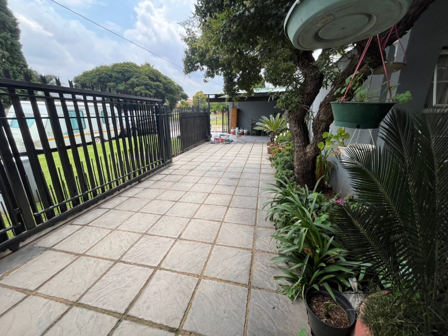 4 Bedroom Property for Sale in Florentia Gauteng