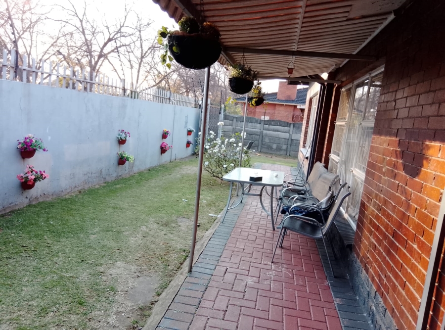 4 Bedroom Property for Sale in Petersfield Gauteng