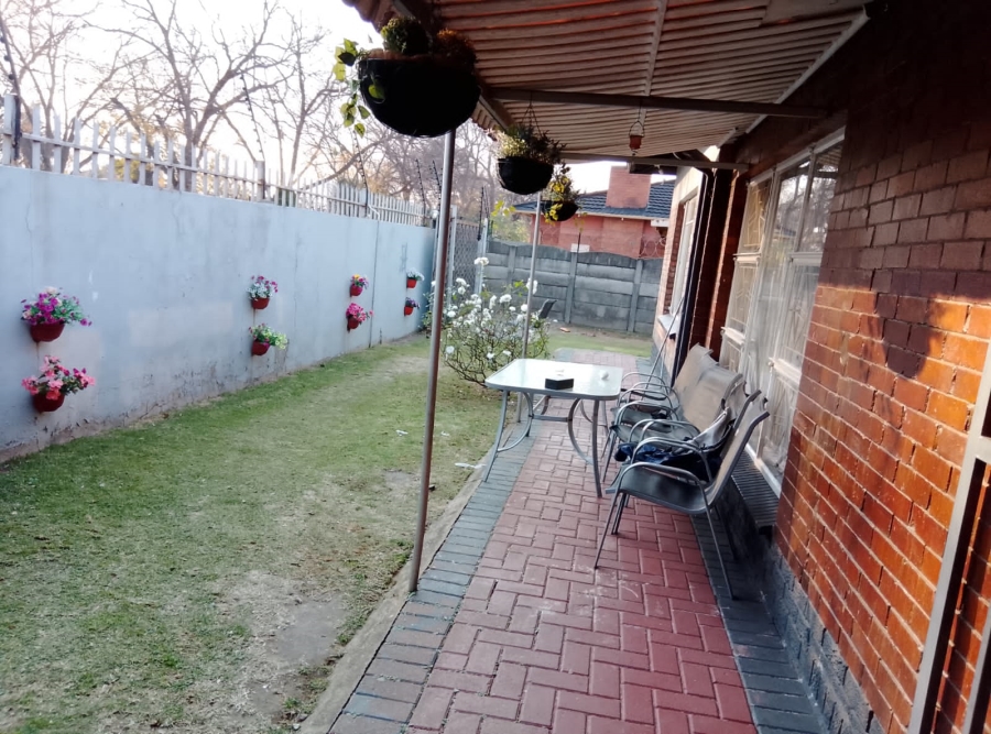 4 Bedroom Property for Sale in Petersfield Gauteng