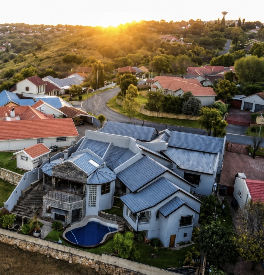 6 Bedroom Property for Sale in Kenmare Gauteng