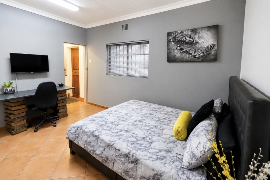 6 Bedroom Property for Sale in Kenmare Gauteng