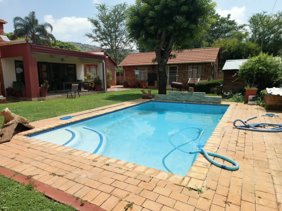 7 Bedroom Property for Sale in Amandasig Gauteng