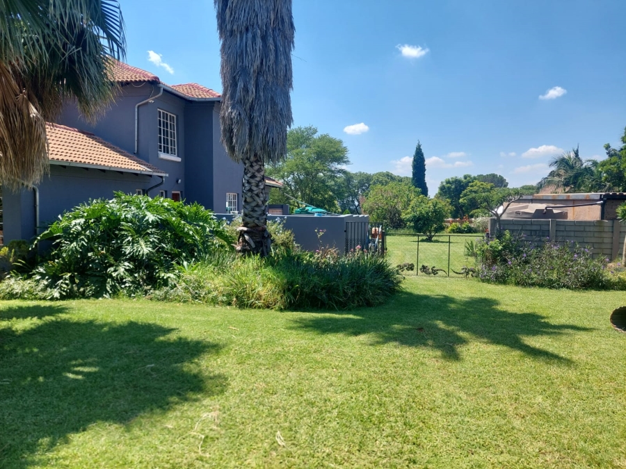4 Bedroom Property for Sale in Strydfontein A H Gauteng