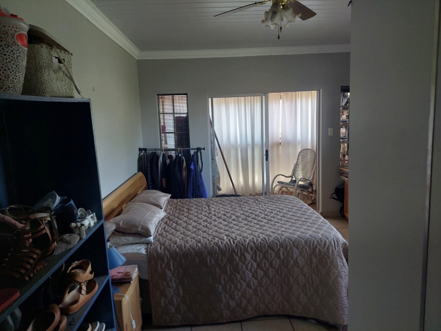 4 Bedroom Property for Sale in Strydfontein A H Gauteng