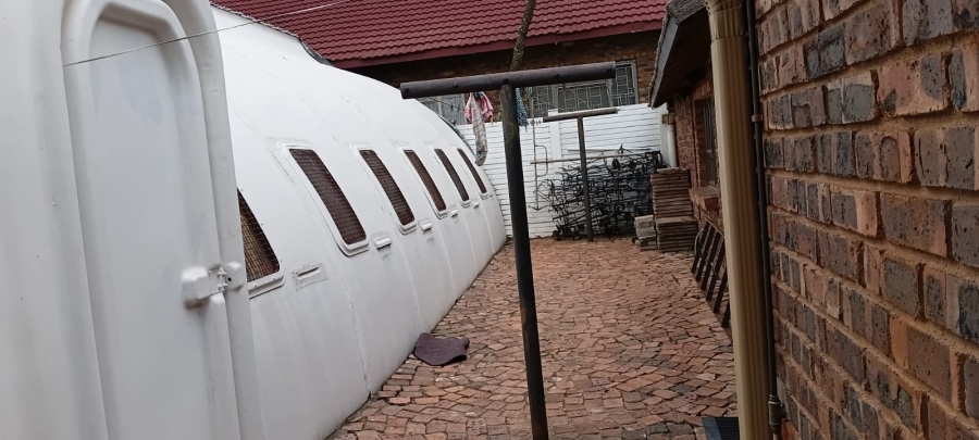 4 Bedroom Property for Sale in Dorandia Gauteng