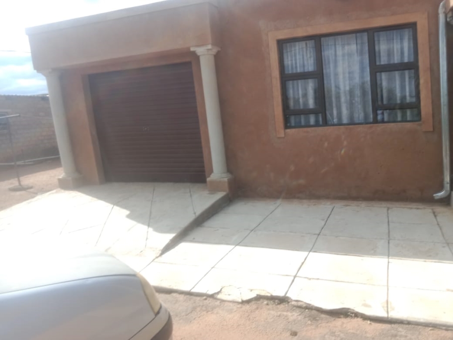 2 Bedroom Property for Sale in Mabopane Gauteng