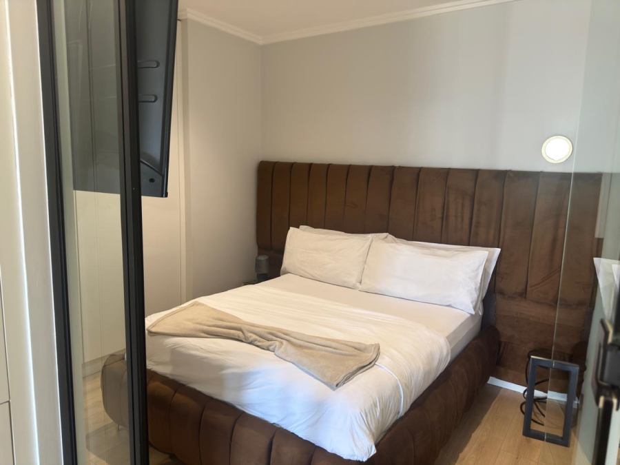 To Let 1 Bedroom Property for Rent in Waterfall Country Village Gauteng