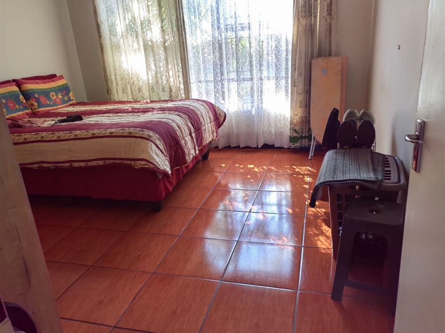 2 Bedroom Property for Sale in Vorna Valley Gauteng