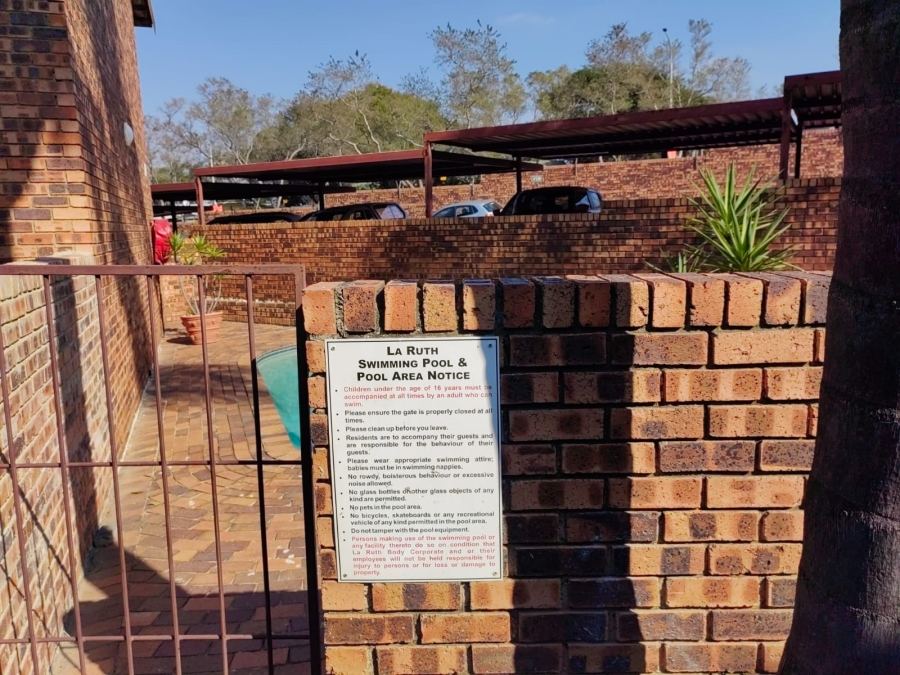 2 Bedroom Property for Sale in Vorna Valley Gauteng