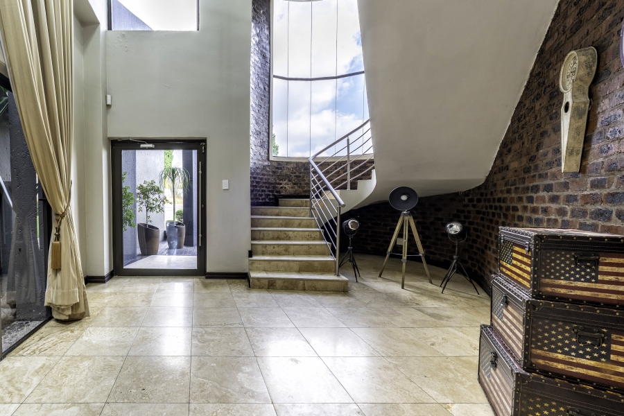 4 Bedroom Property for Sale in Crescent Wood Country Estate Gauteng