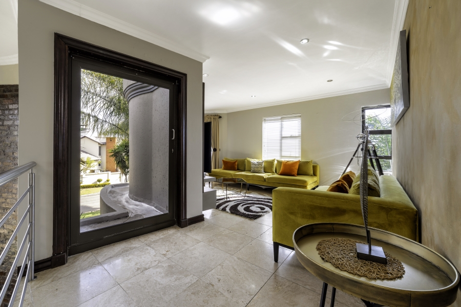 4 Bedroom Property for Sale in Crescent Wood Country Estate Gauteng