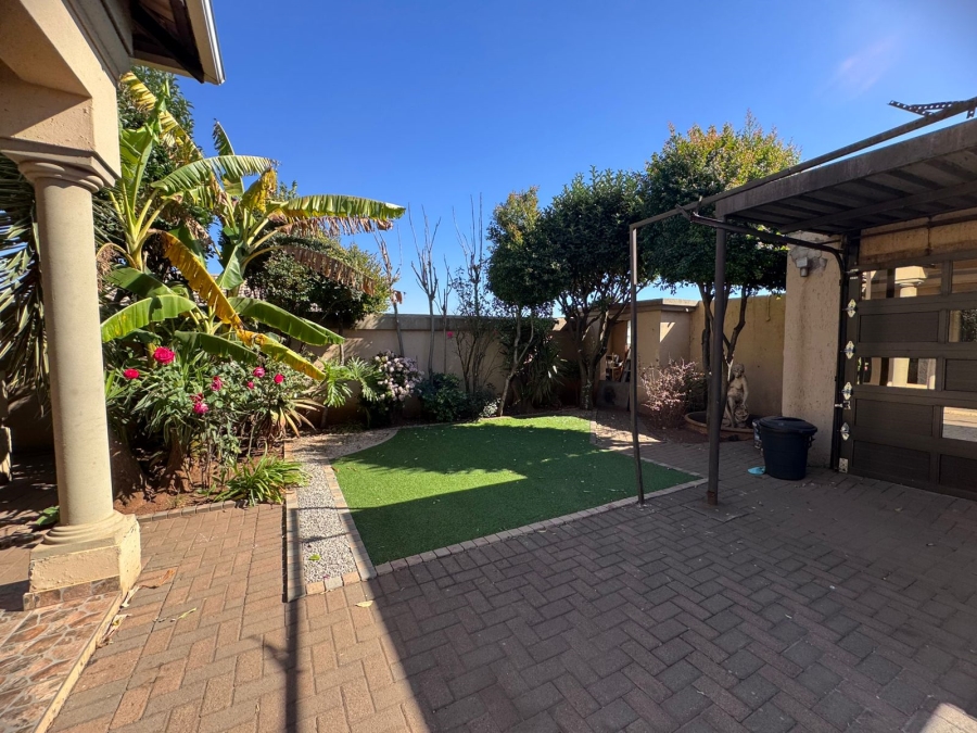 3 Bedroom Property for Sale in Vosloorus Gauteng