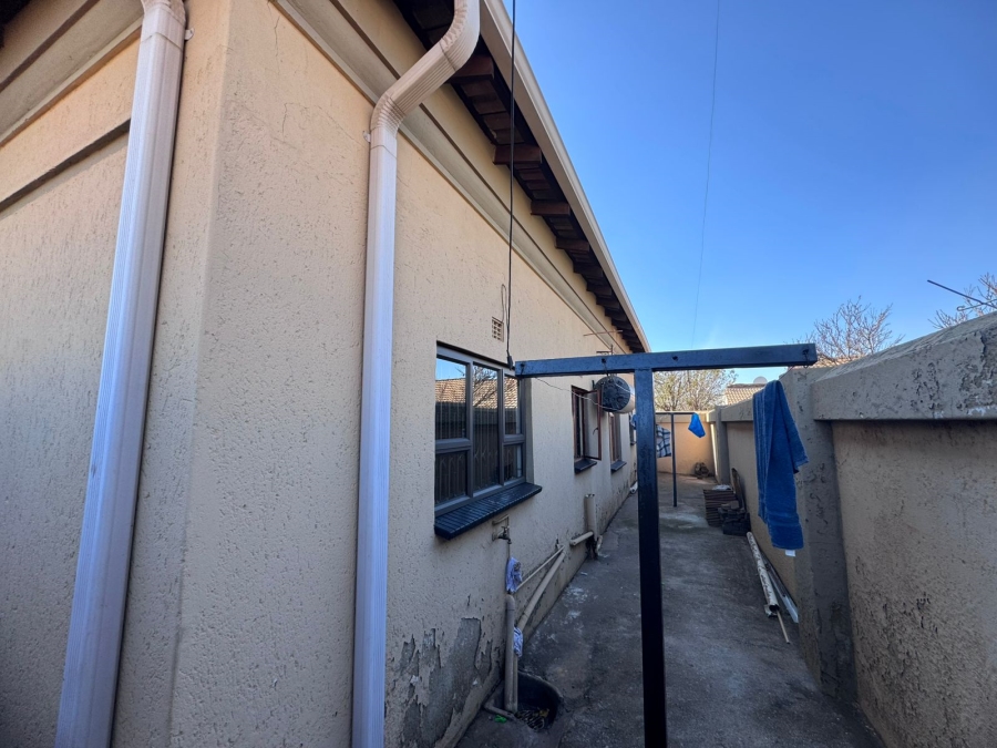 3 Bedroom Property for Sale in Vosloorus Gauteng