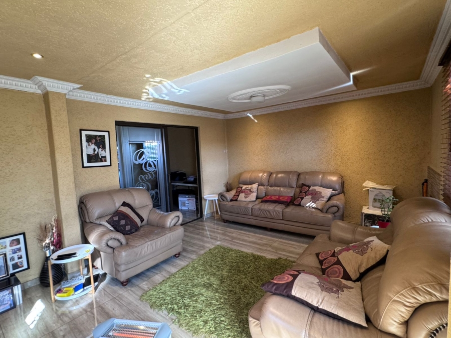 3 Bedroom Property for Sale in Vosloorus Gauteng