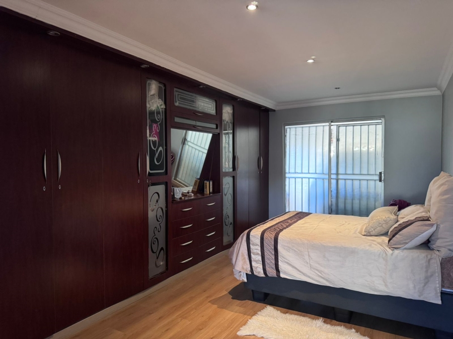 3 Bedroom Property for Sale in Vosloorus Gauteng