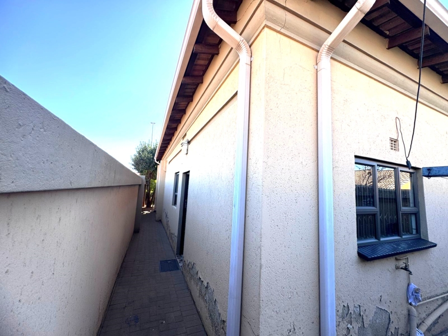 3 Bedroom Property for Sale in Vosloorus Gauteng