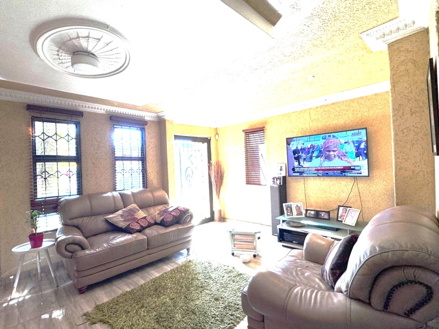 3 Bedroom Property for Sale in Vosloorus Gauteng
