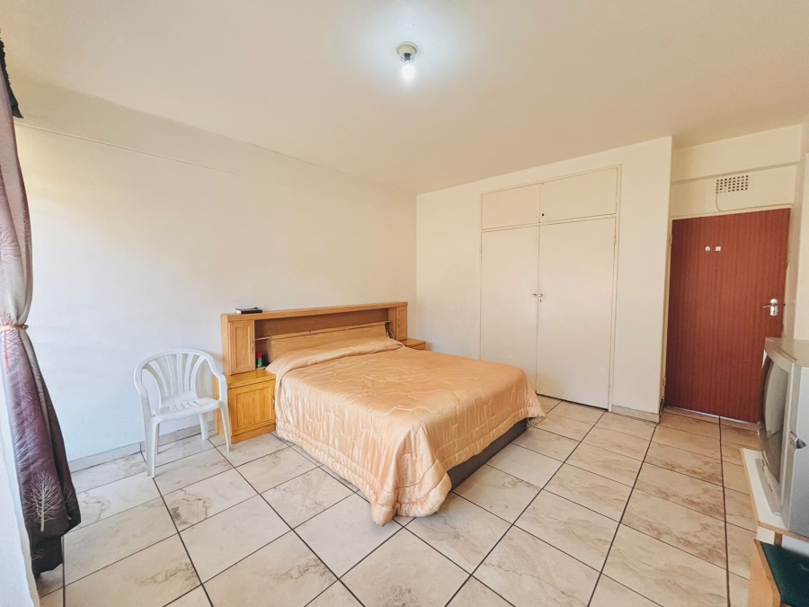 2 Bedroom Property for Sale in Florida Gauteng