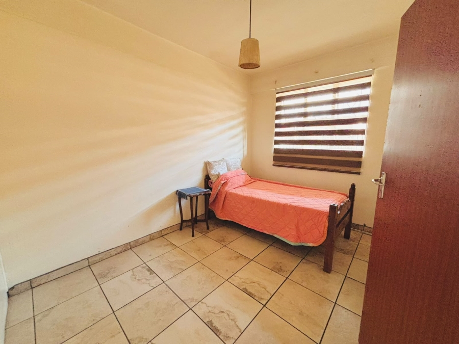 2 Bedroom Property for Sale in Florida Gauteng