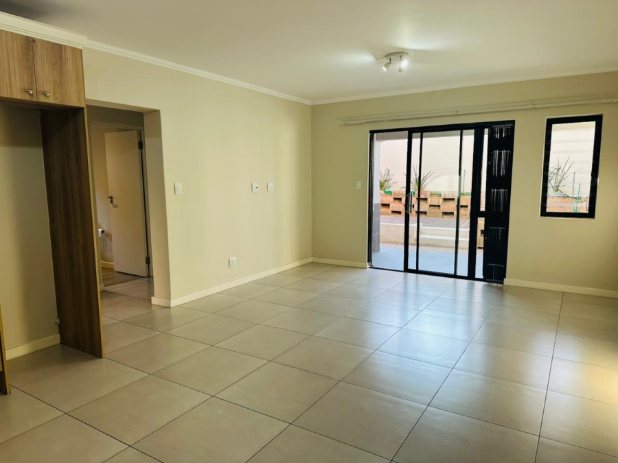 To Let 2 Bedroom Property for Rent in Bryanston East Gauteng