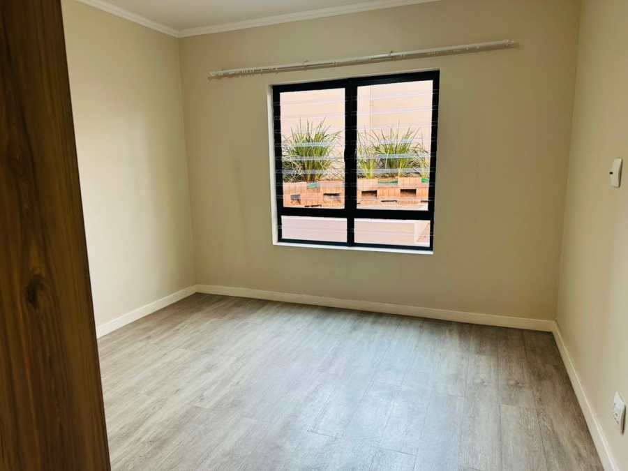 To Let 2 Bedroom Property for Rent in Bryanston East Gauteng