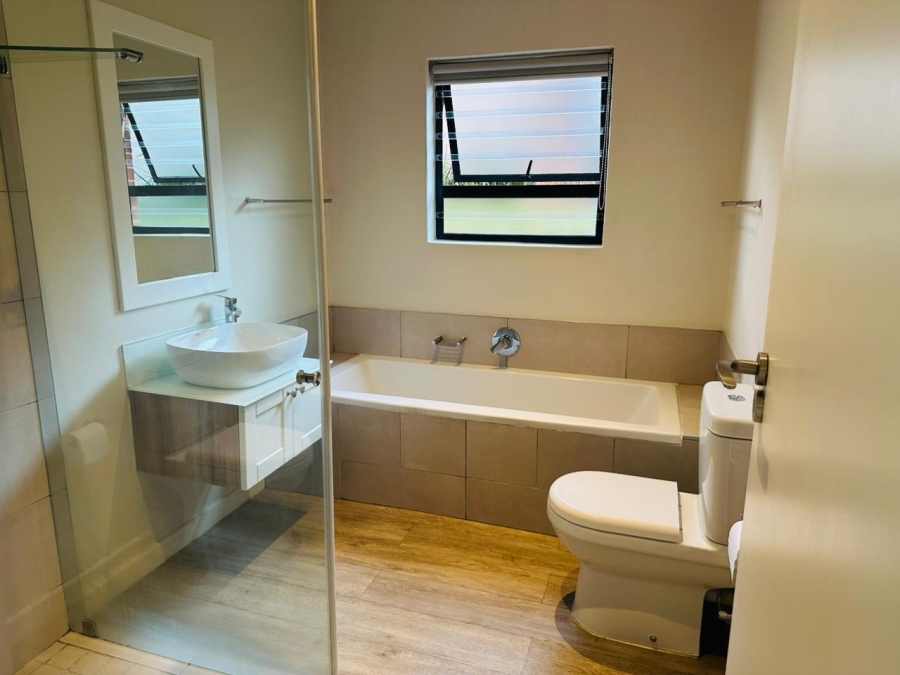 To Let 2 Bedroom Property for Rent in Bryanston East Gauteng