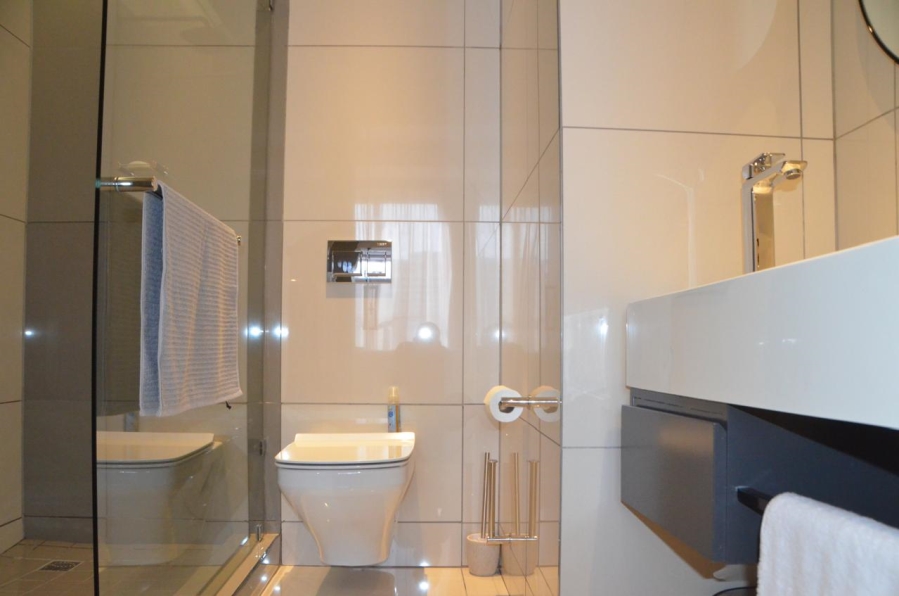 To Let 1 Bedroom Property for Rent in Sandown Gauteng
