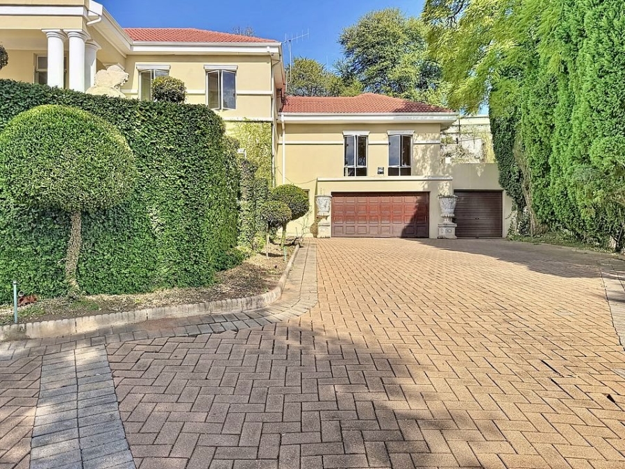 4 Bedroom Property for Sale in Muckleneuk Gauteng