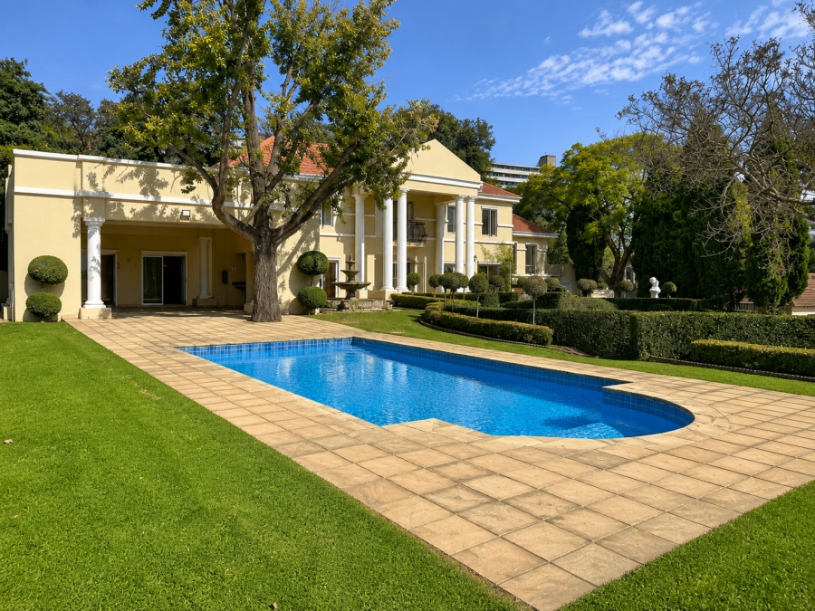 4 Bedroom Property for Sale in Muckleneuk Gauteng