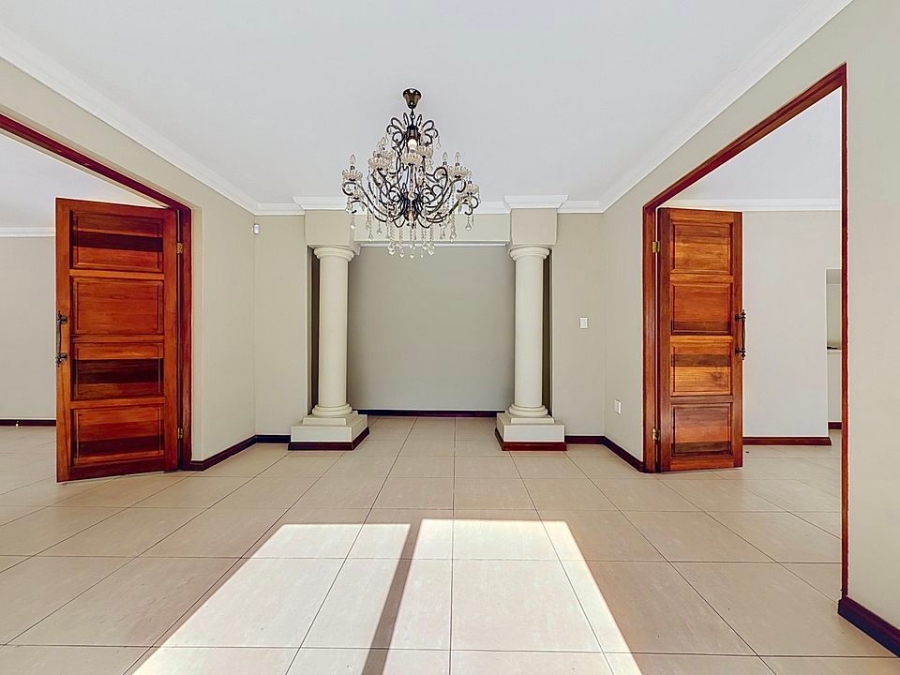 4 Bedroom Property for Sale in Muckleneuk Gauteng